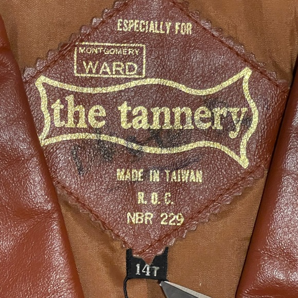 Vintage 1970s The Tannery Leather Jacket size 14T - Picture 2 of 15